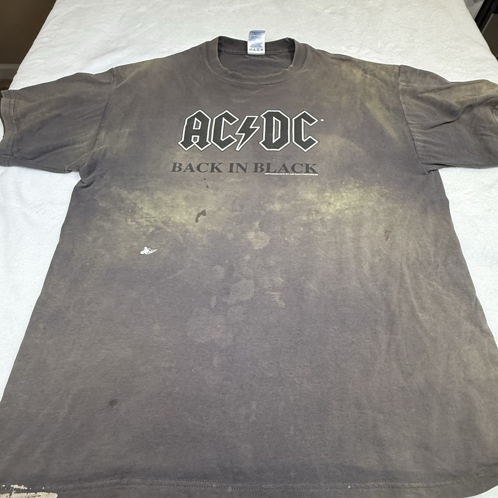 AC/DC Back in Black T-Shirt Mens L 2011 Distressed Faded Heavyweight Band Tee